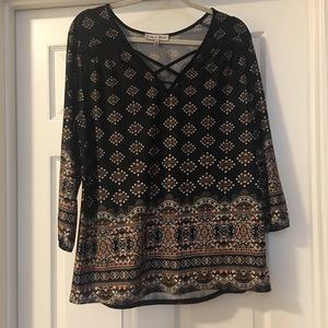 Beautiful Women’s Blouse 💕